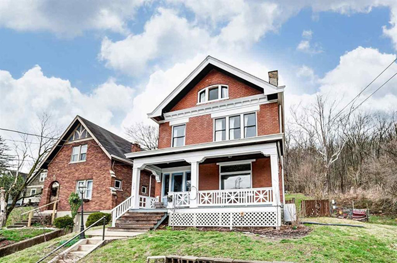 708 Highland Ave., Fort Wright$200,000 | 5 bd/2.5 ba | Year Built: 1910