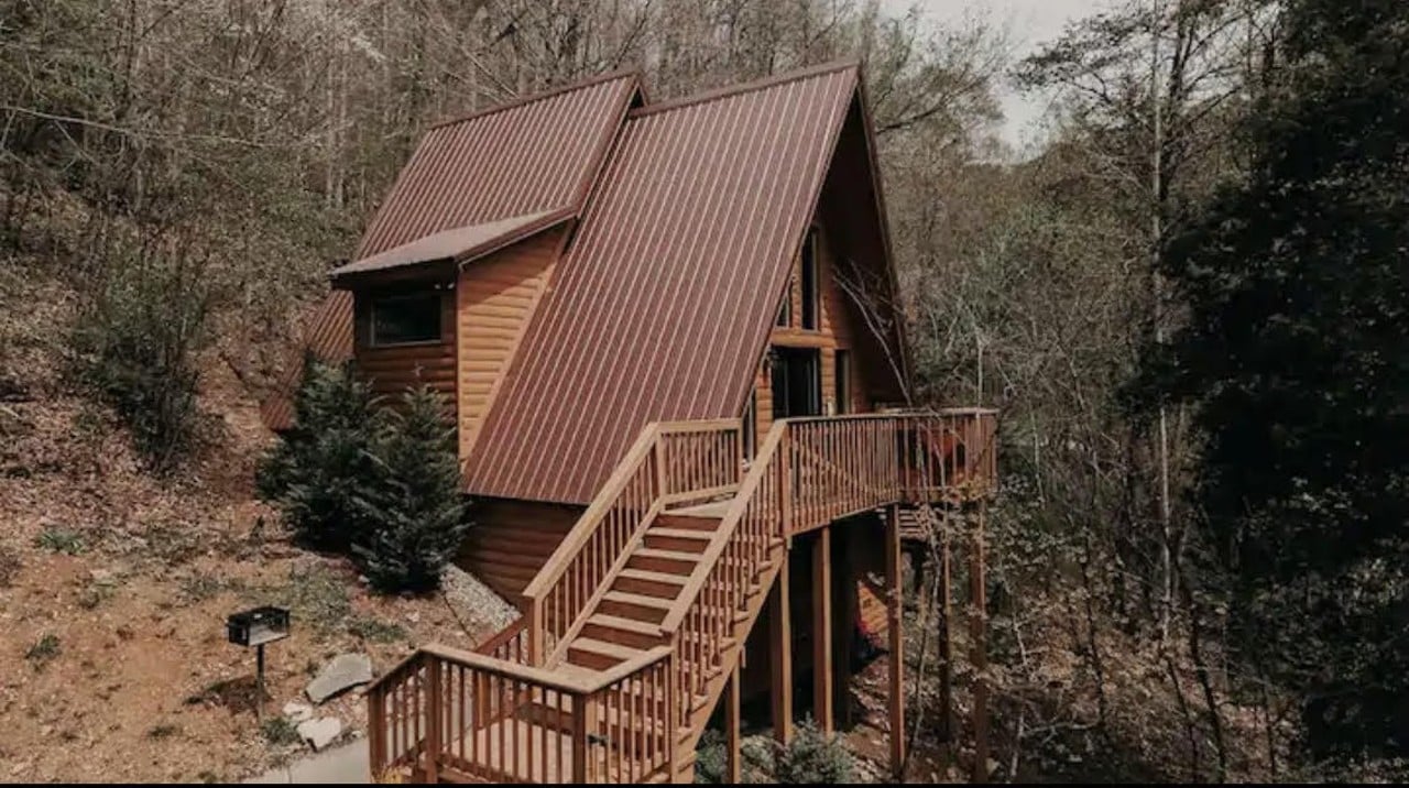 Sage&Cedar
Stanton, Kentucky
From $245/night | Hosts 7 guests
"Immerse yourself into the wilderness of Kentucky and enjoy the morning birds, reconnect with loved ones, and wake up to the sunrise in this recently renovated cabin. Sage & Cedar is a blend of the rustic roots of Eastern Kentucky and the modern flare of today's society creating a unique and cozy experience. Only 3 miles from Natural Bridge State Park, 6.5 miles from the Red River Gorge, 3.5 miles from Nada Tunnel, guests are able to access hiking trails and major attractions with only a short commute.&#148; &#151; Airbnb 
Photo via airbnb.com