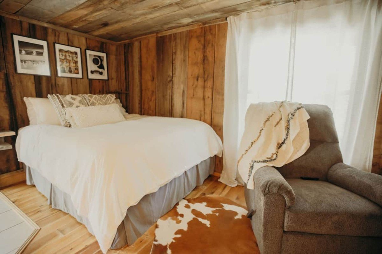 Sage&Cedar
Stanton, Kentucky
From $245/night | Hosts 7 guests
"Immerse yourself into the wilderness of Kentucky and enjoy the morning birds, reconnect with loved ones, and wake up to the sunrise in this recently renovated cabin. Sage & Cedar is a blend of the rustic roots of Eastern Kentucky and the modern flare of today's society creating a unique and cozy experience. Only 3 miles from Natural Bridge State Park, 6.5 miles from the Red River Gorge, 3.5 miles from Nada Tunnel, guests are able to access hiking trails and major attractions with only a short commute.&#148; &#151; Airbnb 
Photo via airbnb.com