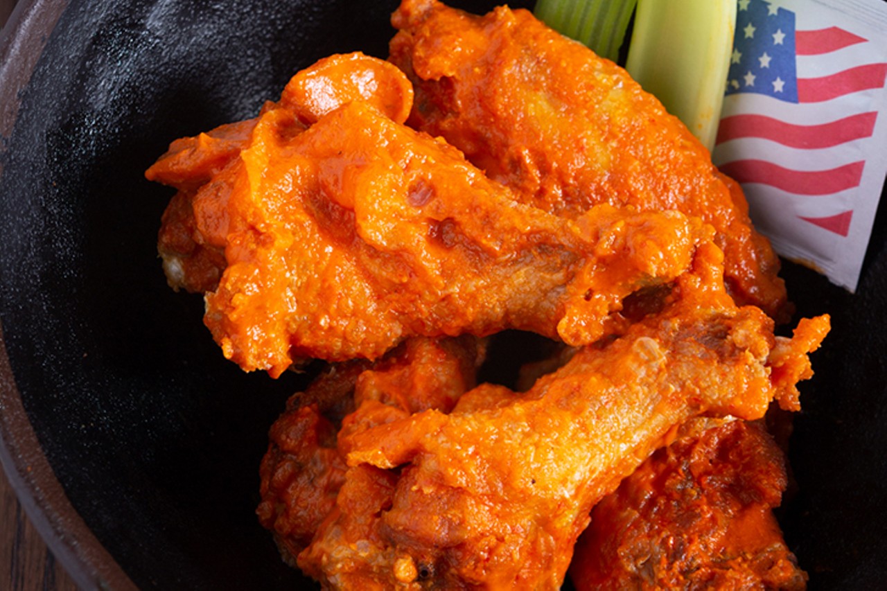 Goose & Elder
Chicken Wings: Calabrian chili sauce,
parmesan dip.
Take-out available.