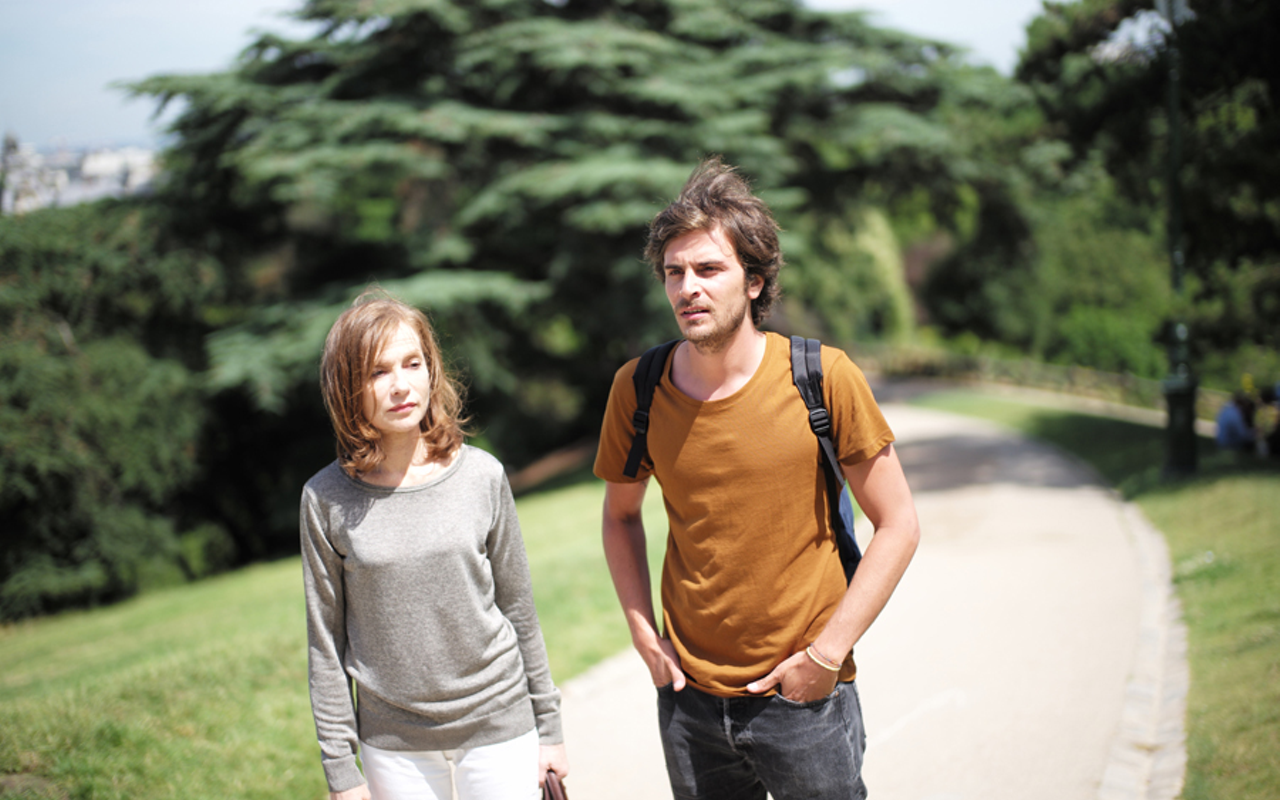 Isabelle Huppert with Roman Kolinka in the new "Things to Come"