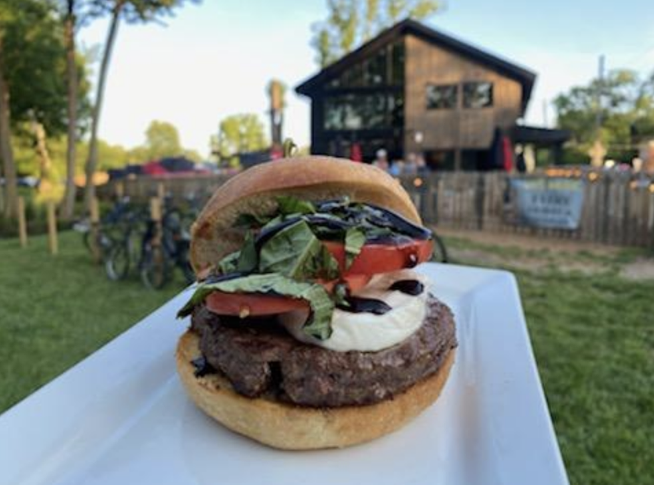 Miamiville Trailyard: Caprese Burger
368 Center St, Loveland
Burger is a blend of fresh chuck, brisket and short rib topped with freshly sliced mozzarella, tomatoes and sweet basil. Finished with a drizzle of balsamic glaze, served on a toasted brioche bun.