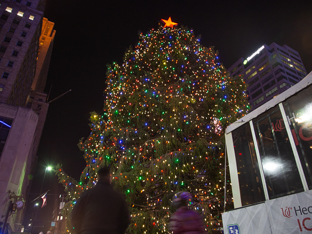 Christmas tree at Fountain Square