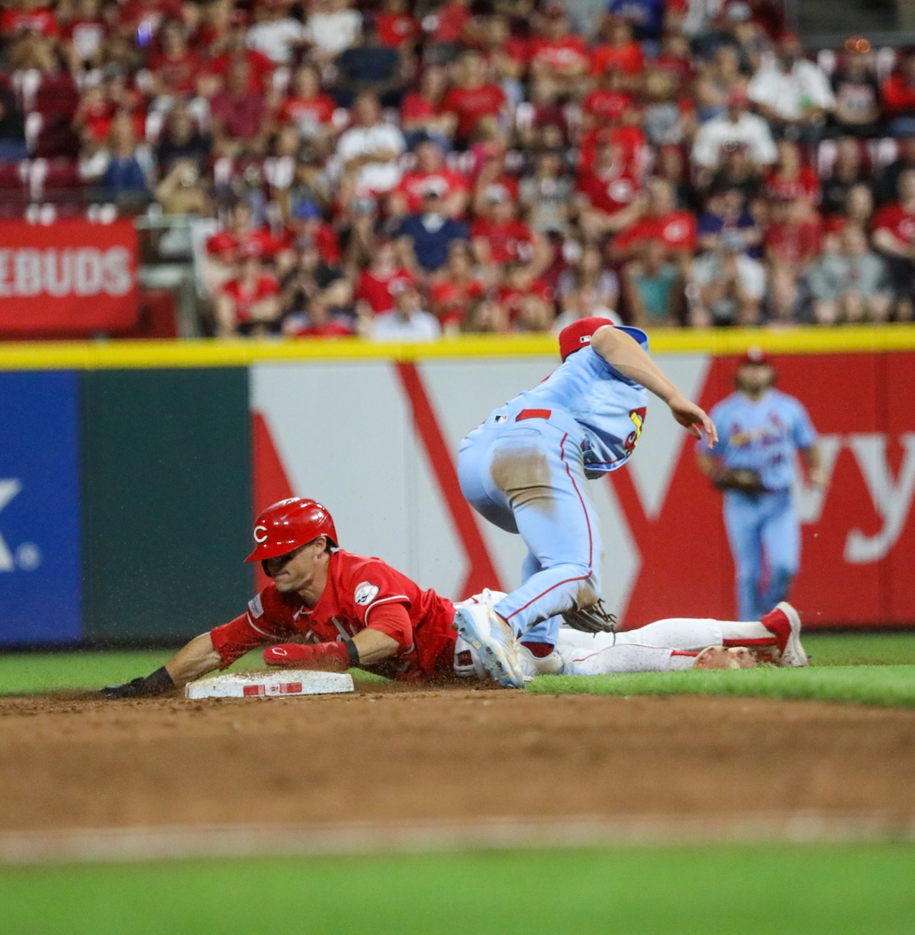 TJ Friedl steals second base but gets caught in the bottom of the fourth inning | Cincinnati Reds vs. St. Louis Cardinals | Sept. 9, 2023