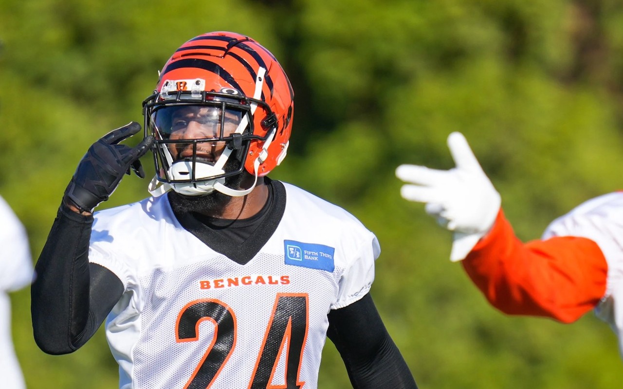Cincinnati Bengals safety Vonn Bell practices with the team ahead of the Nov. 6, 2022 game against the Carolina Panthers.
