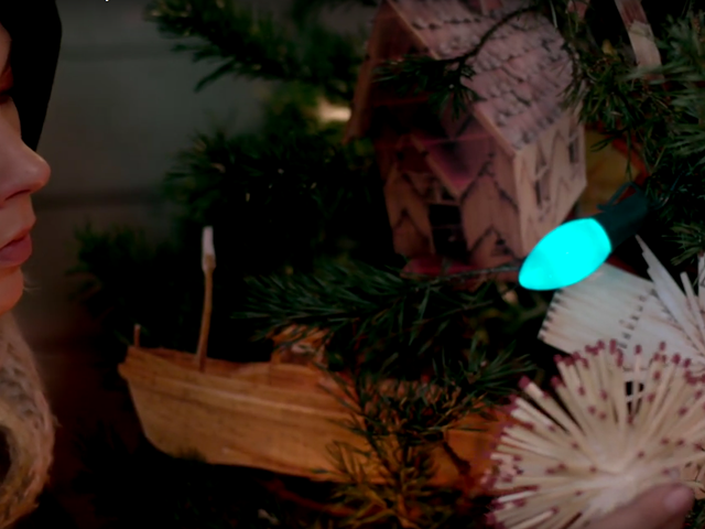 Xmas ornaments made of matches in a Greg Dulli music video — this will not end well