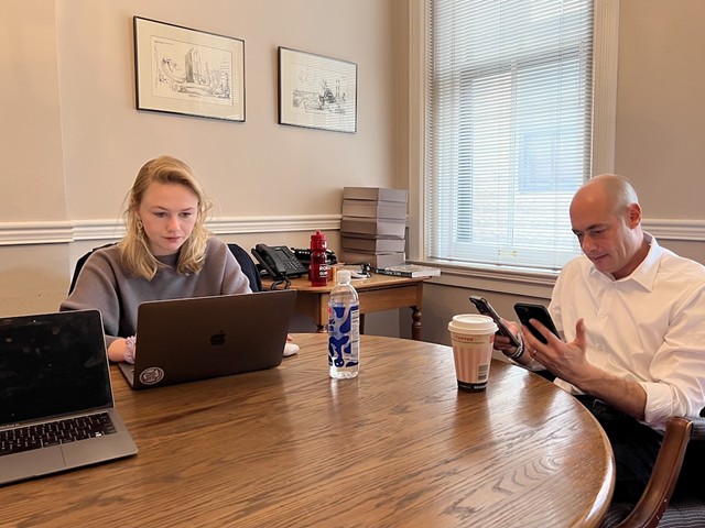 Leslie Grubb (left) and Greg Landsman monitor caucus voting for the New Democrat Coalition. Landsman’s newly-formed team has Grubb at the helm as chief of staff.