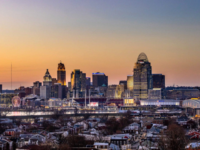 Airbnb regulars love Cincinnati's skyline.