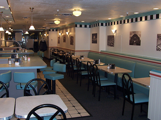 Hathaway's Diner in Carew Tower is Closing