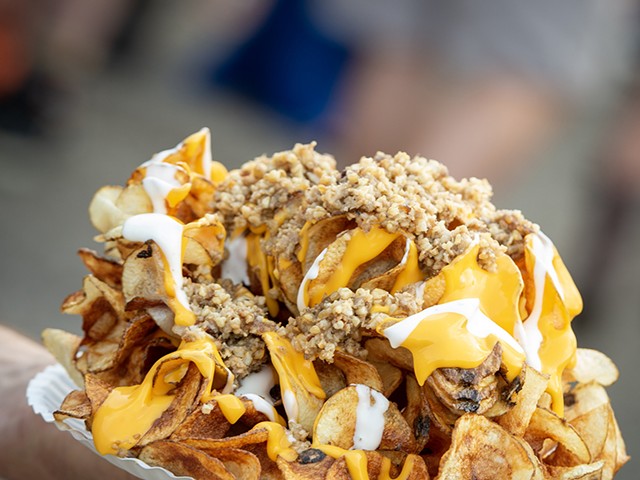 A heaping pile of goetta nachos