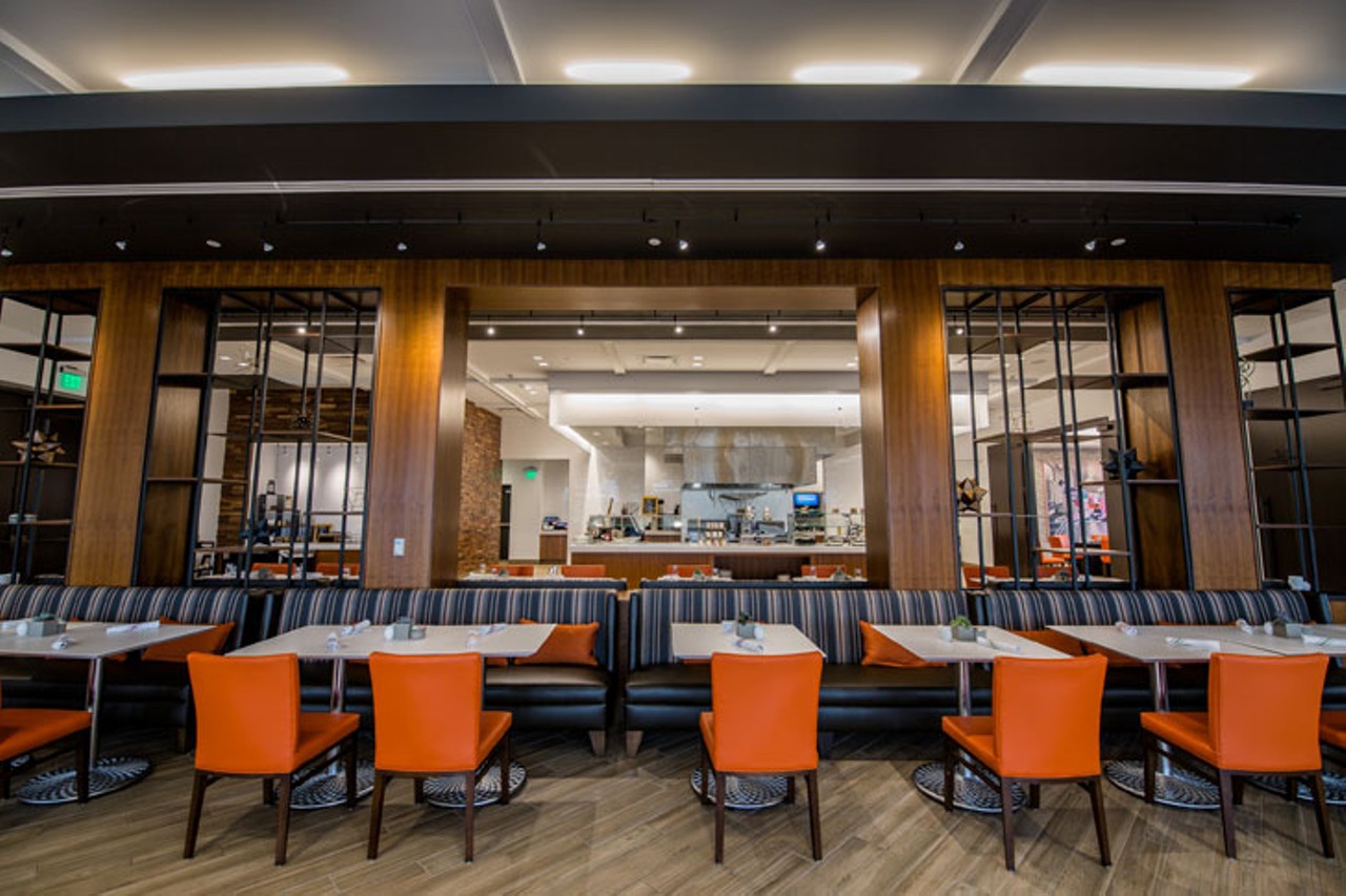 The Market, a contemporary dining space located next to Overlook Kitchen + Bar where guests can eat freshly prepared/made-to-order breakfast dishes