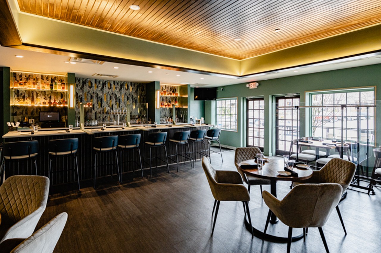 Inside Mariemont's Sophisticated Seafood-Centric Eatery The Emery