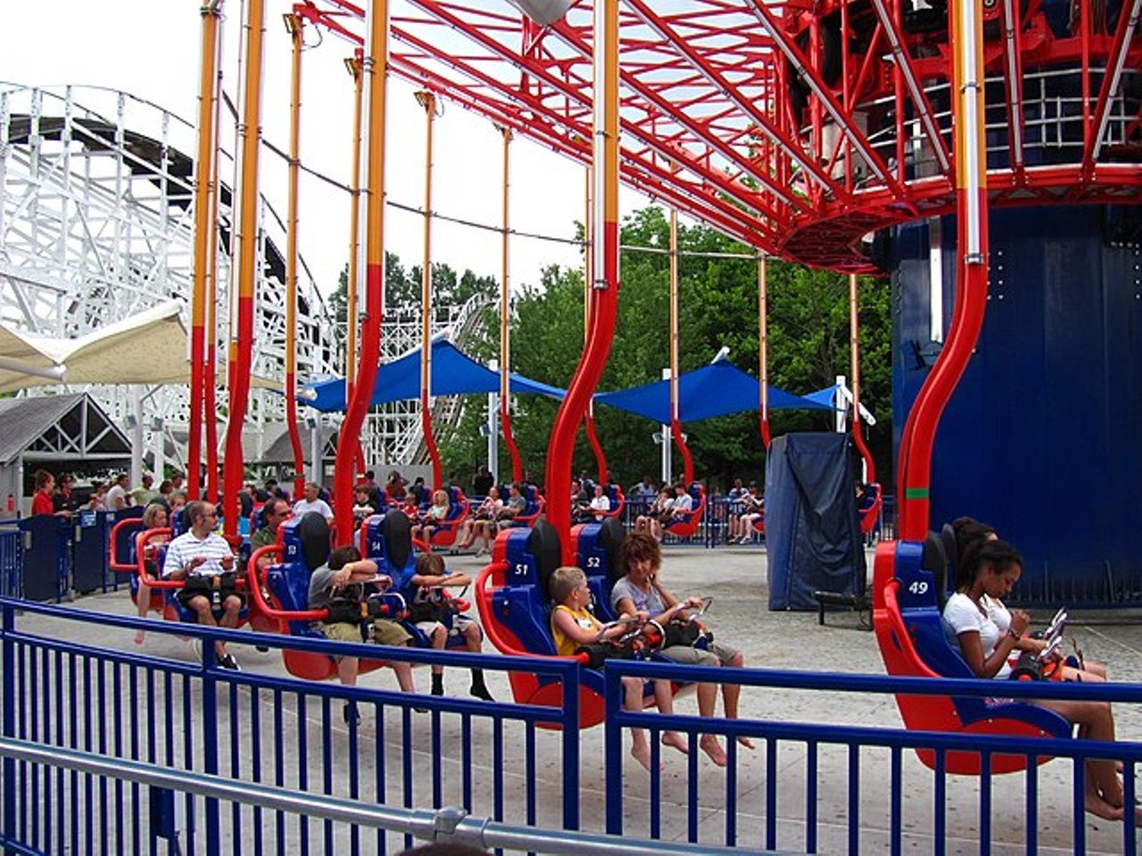 23. Windseeker
Poor capacity and reliability, as well as an inconvenient location are behind this attraction's ranking. Only good if you want views of the nearly abandoned SpongeBob 4D Theater or the former Vortex site.