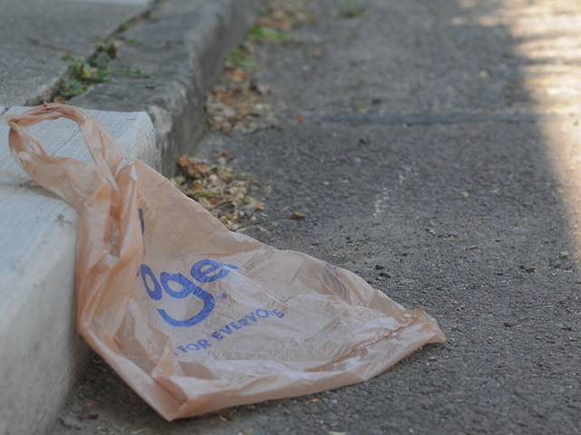 Plastic bags like this one may stick around a bit longer, if Ohio Republicans get their way.