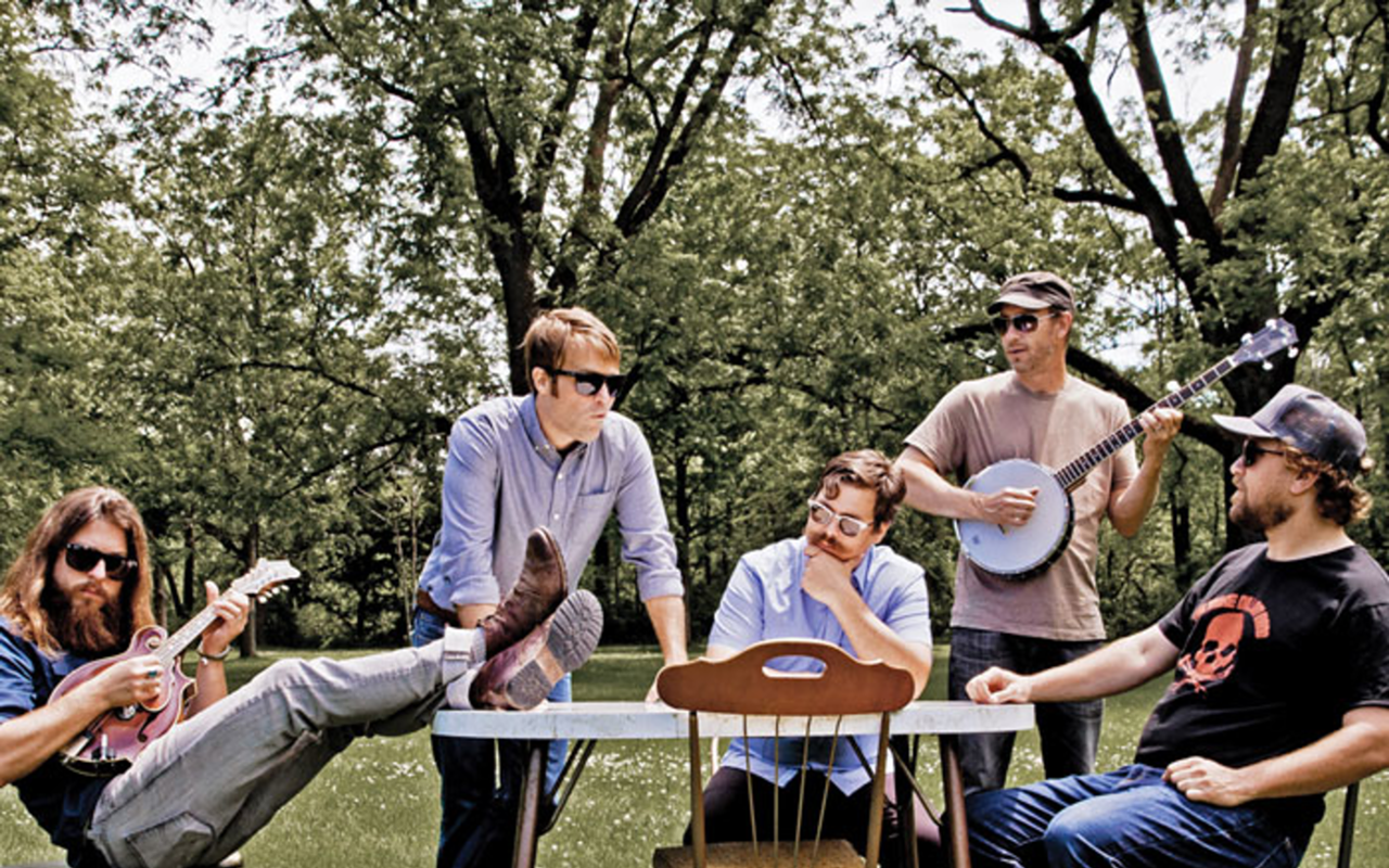 After thriving in its Michigan hometown’s supportive music scene, Greensky Bluegrass began to tour relentlessly, gradually becoming a big draw across the country with its distinctive brand of Jamgrass.