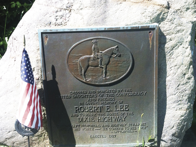 Robert E. Lee monument in Franklin, Ohio