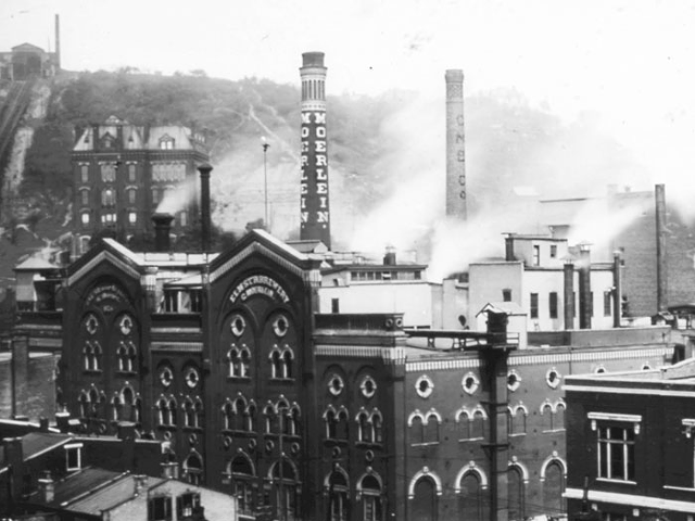 Cincinnati Library’s digital collection includes this photo of the early Christian Moerlein plant.