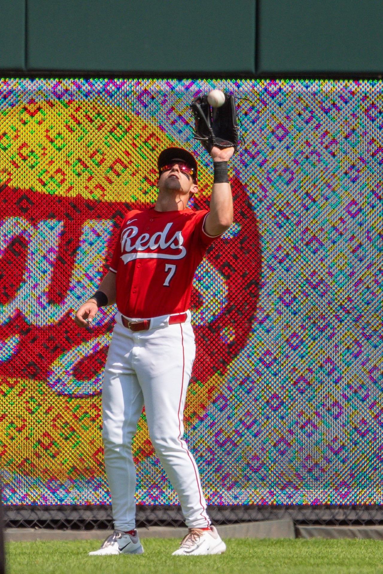 Spencer Steer catches Alex Bregman's fly ball during the eighth inning | Cincinnati Reds vs. Houston Astros | Sept. 5, 2024