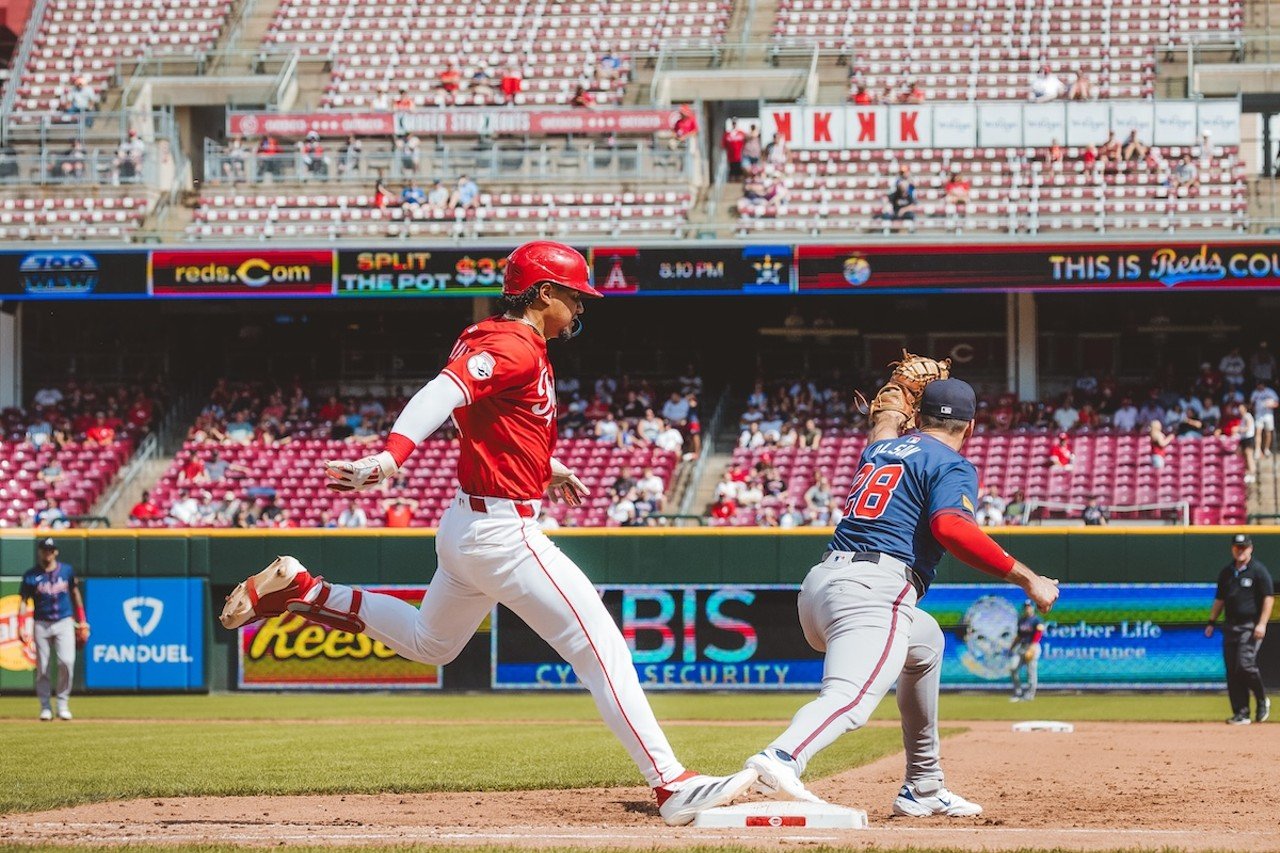 Santiago Espinal is not quite fast enough | Cincinnati Reds vs. Atlanta Braves | Sept. 19, 2024