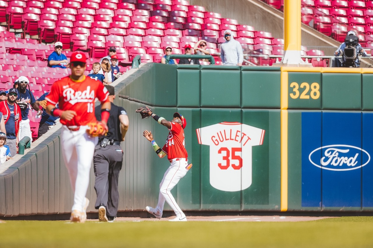 Elly De La Cruz with the catch | Cincinnati Reds vs. Atlanta Braves | Sept. 19, 2024