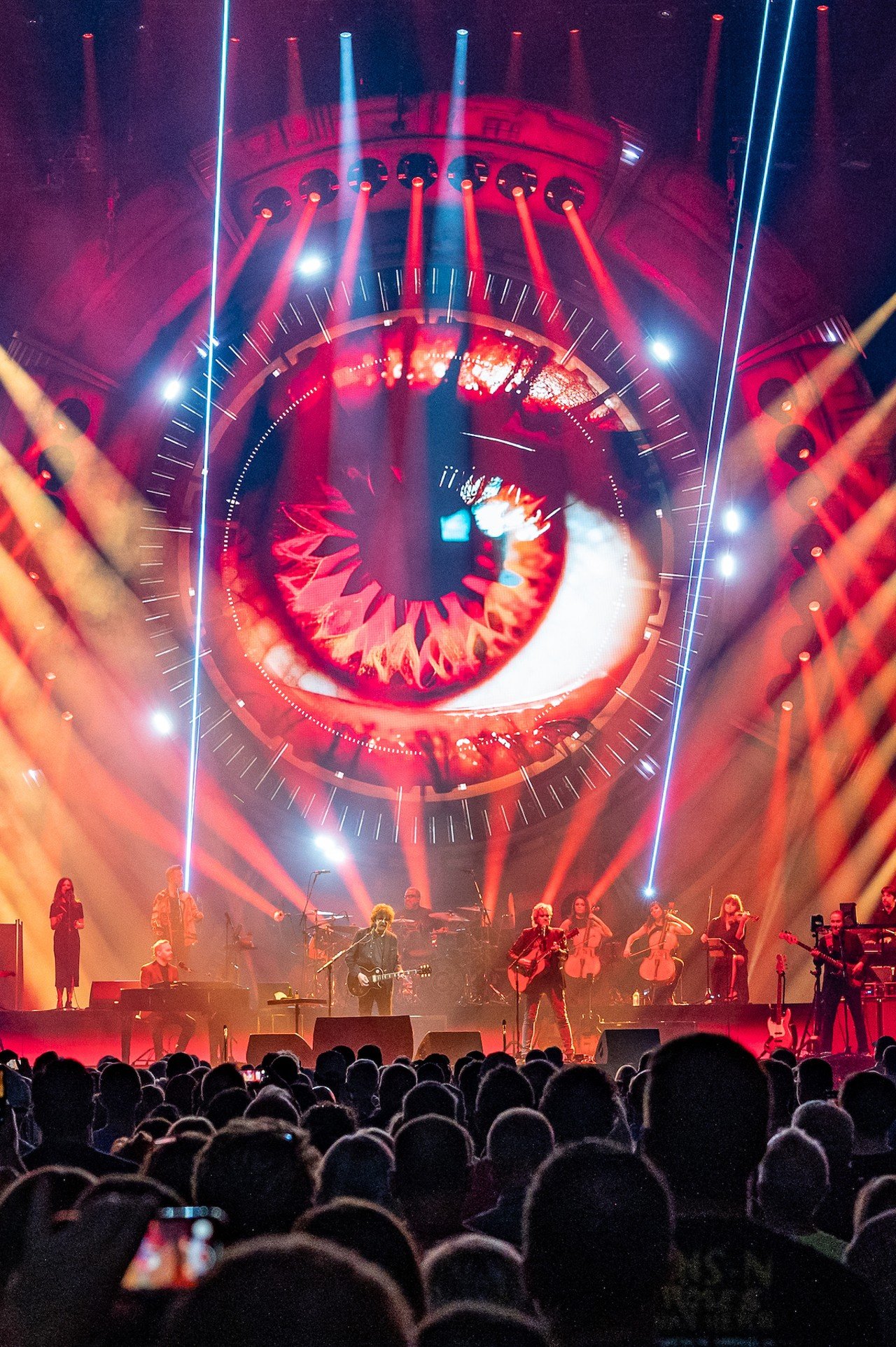 Jeff Lynne's ELO performs at Heritage Bank Center in Cincinnati on Friday, Sept. 12, 2024.