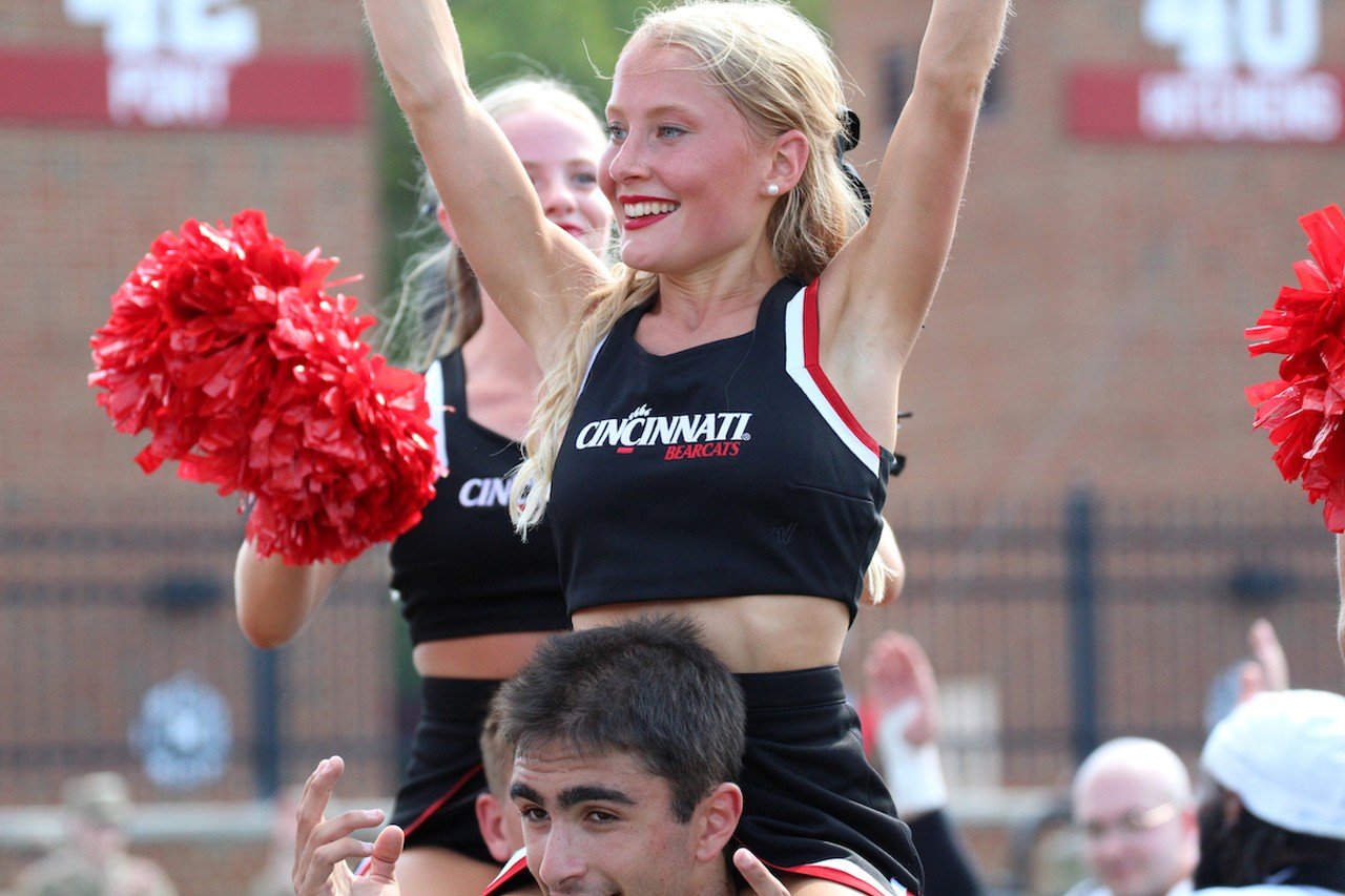 University of Cincinnati cheerleaders