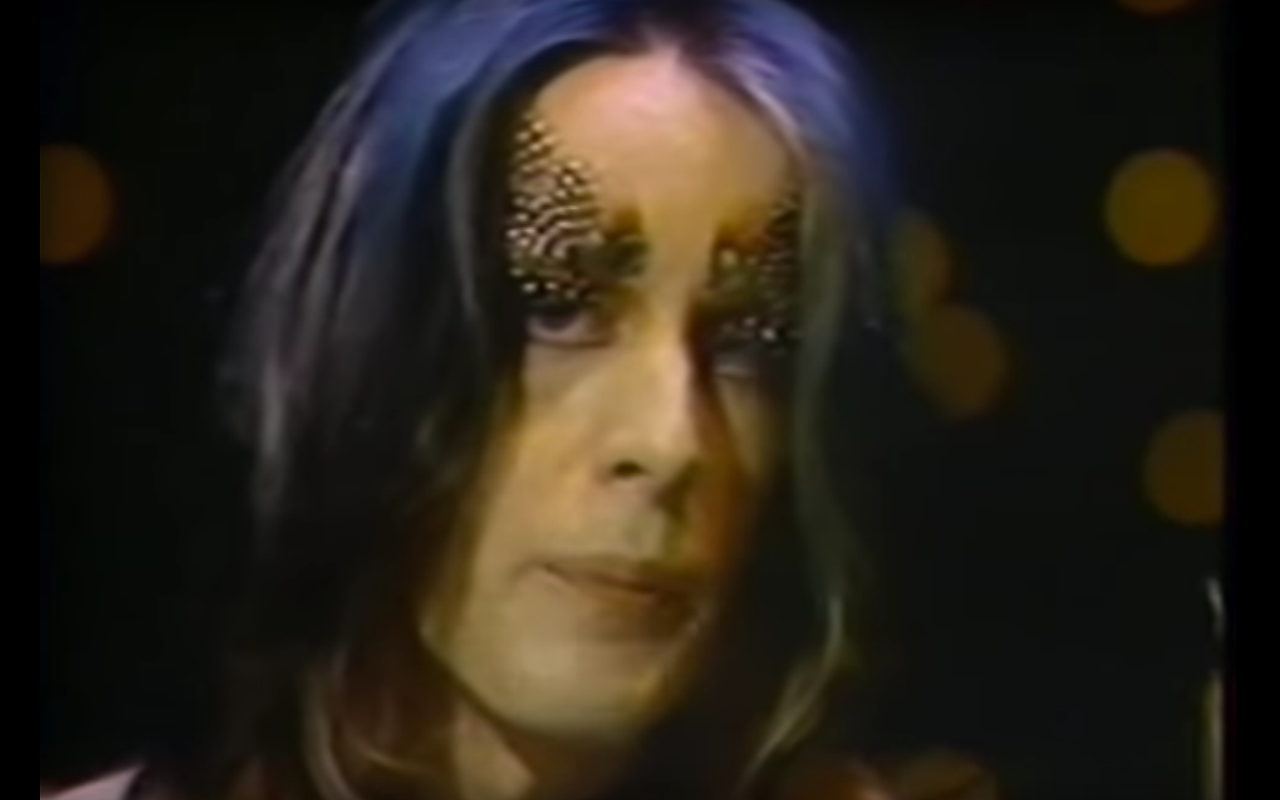 Todd Rundgren performing his hit "Hello It's Me" in 1973