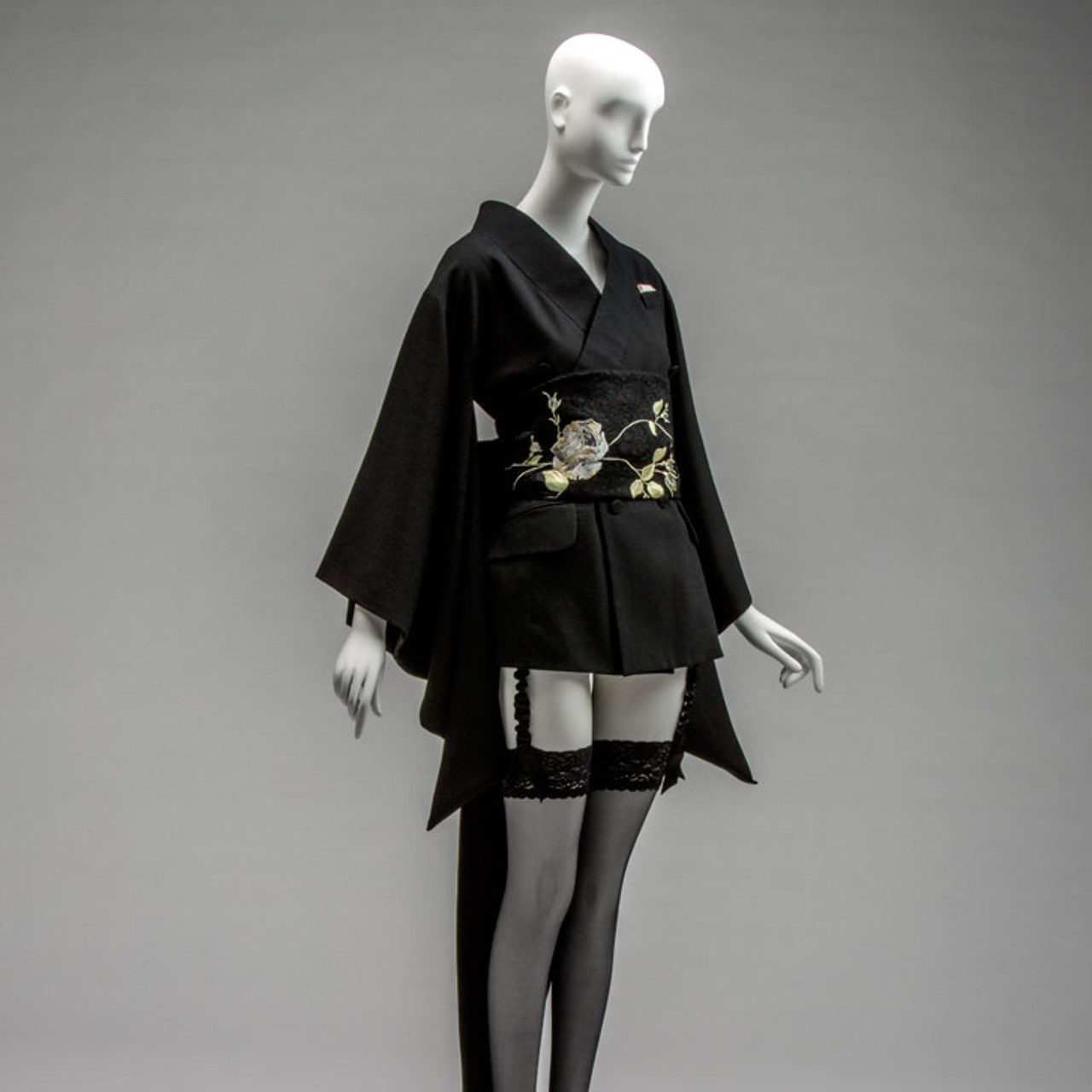 John Galliano, Autumn/Winter 1994
The Kyoto Costume Institute
Photo by Takashi Hatakeyama