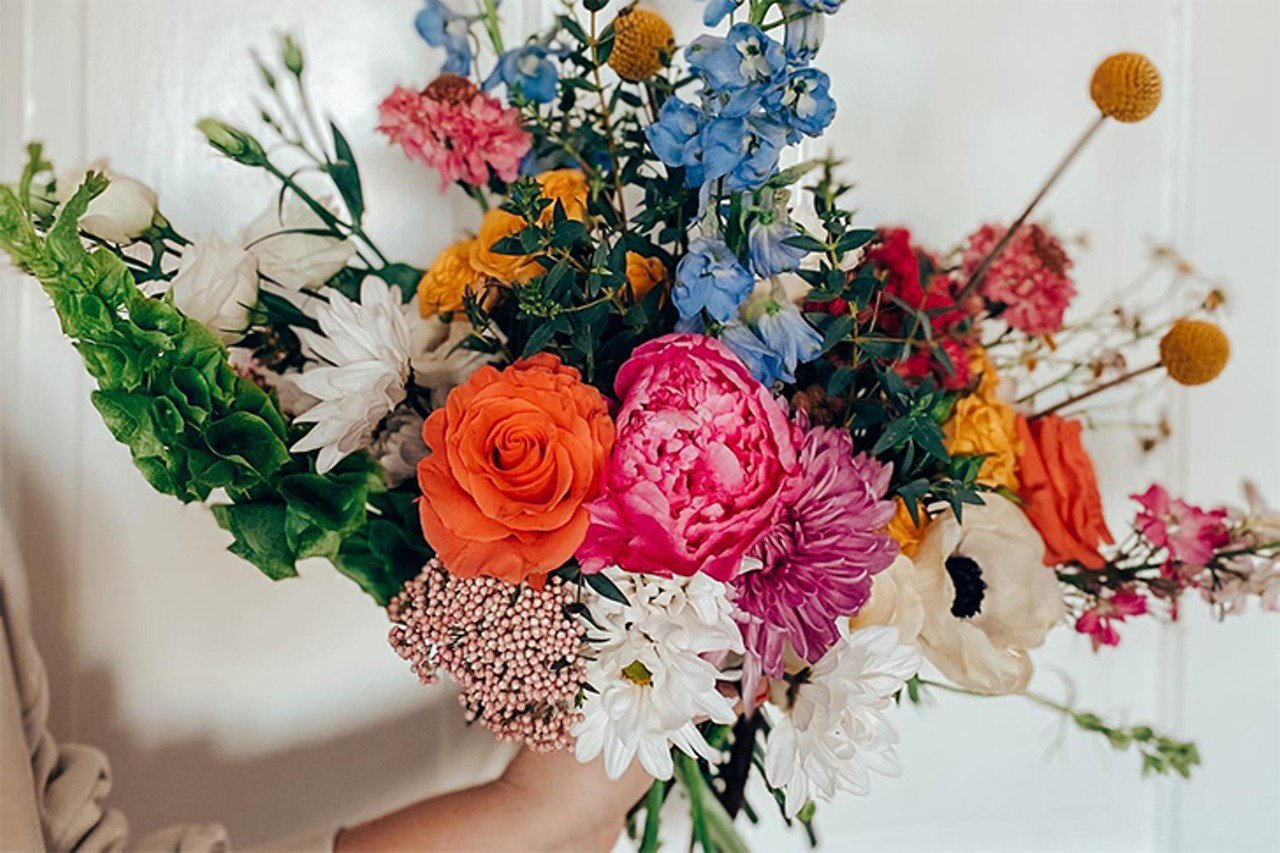 Flohemian Floral Design
Flohemian Floral Design, located in Dayton, Kentucky is a relatively new florist to the Greater Cincinnati area. The business opened only a couple years ago, and since then have proven to be an obvious choice for those looking for unique and trendy flower bouquets.
Photo: Instagram.com/flohemianfloral