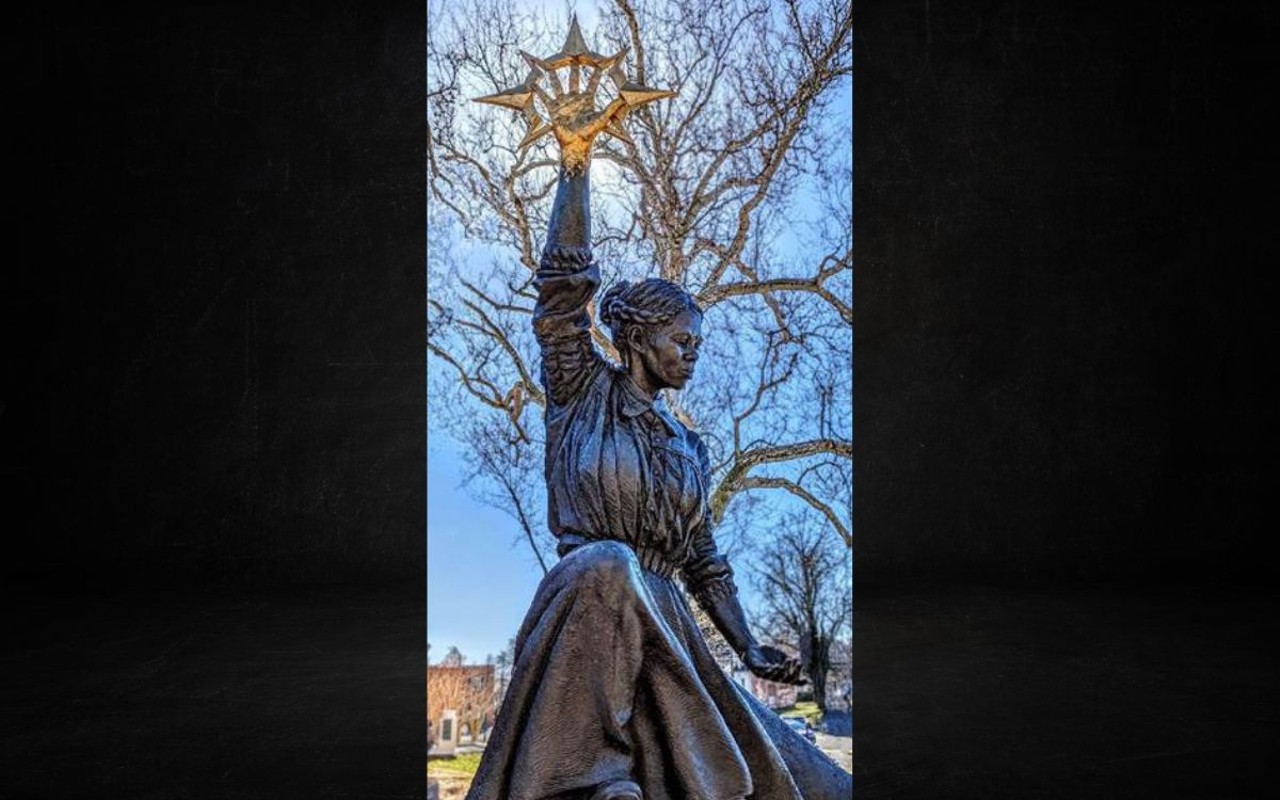 The Beacon of Hope depicts Harriet Tubman holding the North Star, with both broken and unbroken shackles at her feet to represent those who are free and those who are still not.