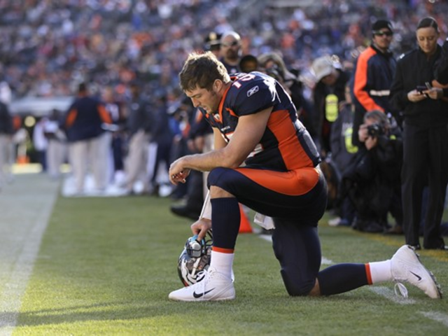 Tebow, Islam and Bad Columnists