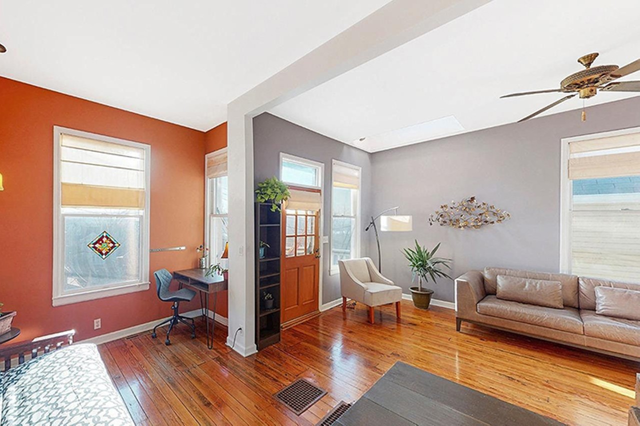 This Funky Little Columbia Tusculum Painted Lady Has Some Spectacular Cincinnati Views