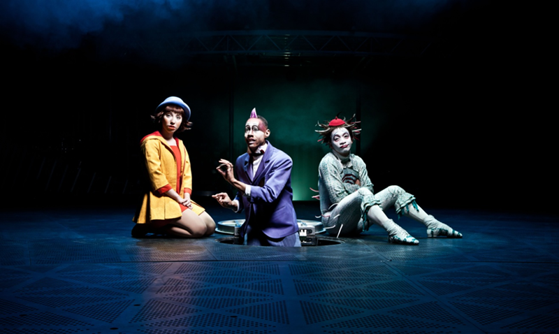 Zoé, John and Target in Cirque du Soleil's "Quidam"