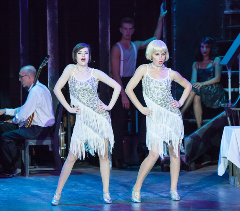 Alex Caldwell as Velma Kelly and Hannah Gregory as Roxie Hart in 'Chicago' - Photo: Mikki Schaffner Photography