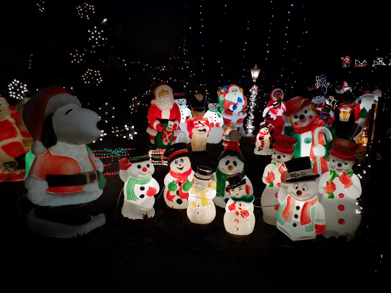 Zapf's Iconic North College Hill Christmas Light Display is a Must-See