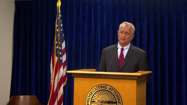 Hamilton County Prosecutor Joe Deters announces an indictment for Ray Tensing - Nick Swartsell