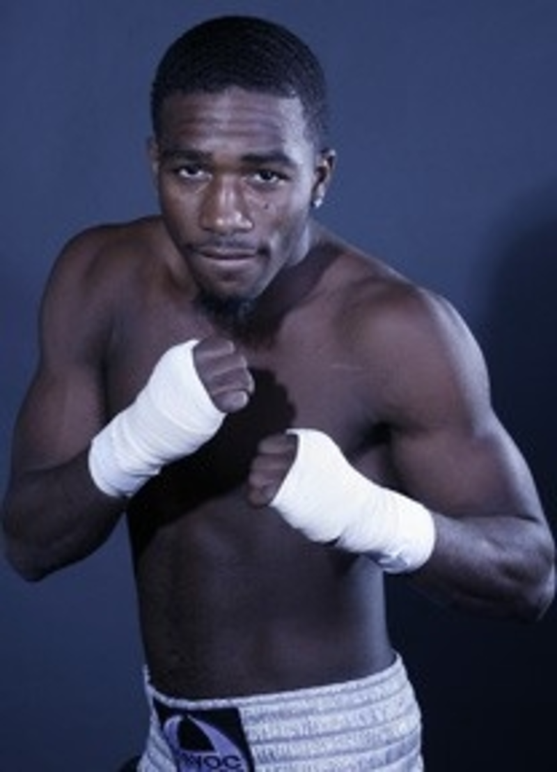 Hometown Boxer Adrien Broner to Defend Title on Saturday