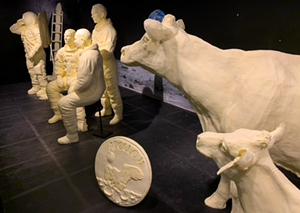 Apollo 11 crew next to the traditional butter cow and calf - Photo: Provided by the American Dairy Association Mideast