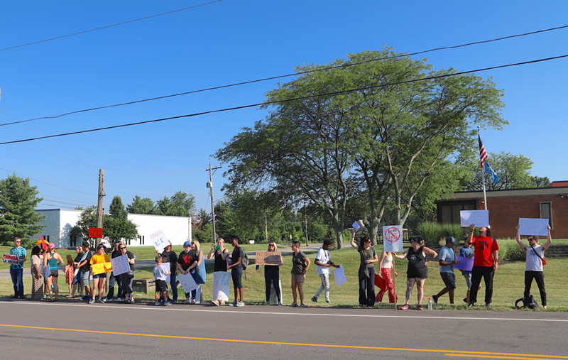 Protesters outside an ICE office in Blue Ash - Nick Swartsell