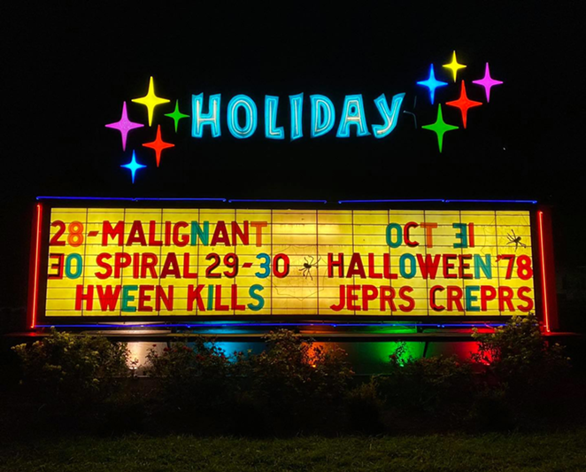 Holiday Auto Theater is hosting "Terror at the Drive-In" screenings of scary movies - PHOTO: FACEBOOK.COM/HOLIDAYAUTOTHEATRE