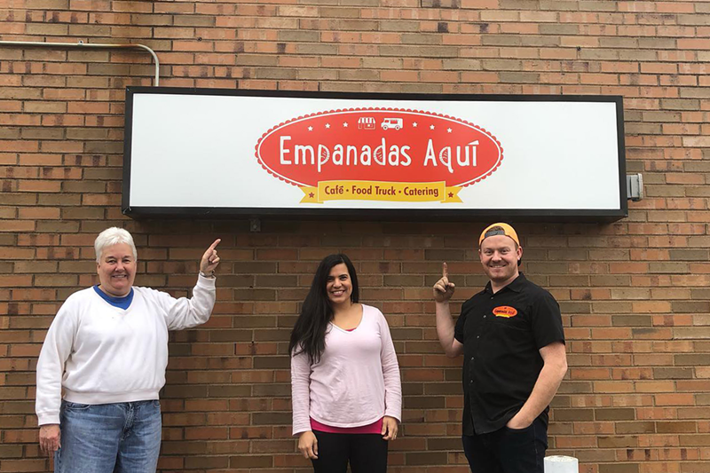 Empanadas Aqui - PHOTO: FACEBOOK.COM/EMPANADASAQUI