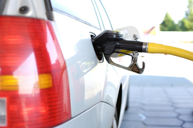 Ky. Governor Beshear Signs Order to Freeze State Gas Tax