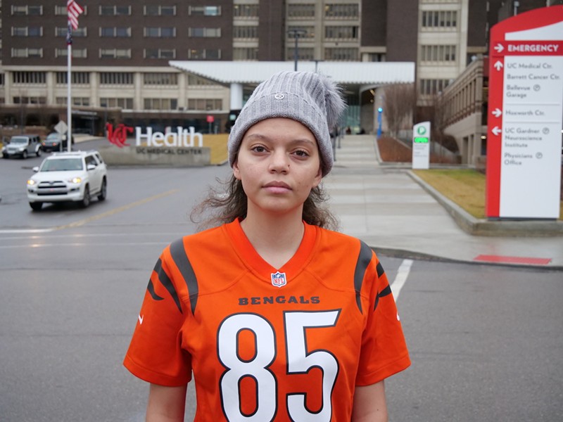 Amber Moran, 19, wears her Bengals jersey to UC Medical Center on Jan. 3 to show support for Buffalo Bills’ safety Damar Hamlin. - Photo: Madeline Fening