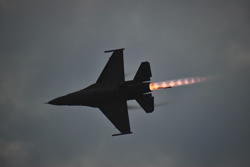 A U.S. F-16 aircraft, such as the one that shot an object down over Lake Huron. - Photo: William Martin, Pexels