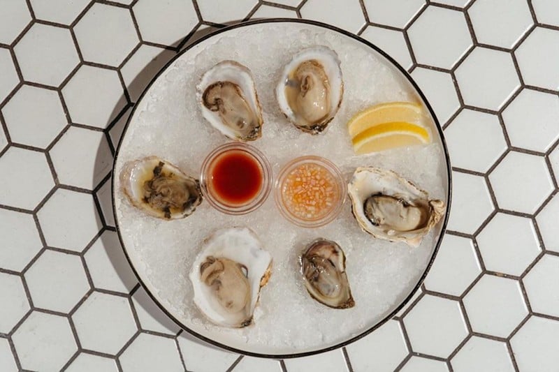 Oysters from Atwood Oyster House - Photo: instagram.com/@atwoodoysterhouse