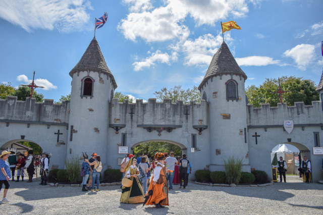 are dogs allowed at the renaissance festival ohio