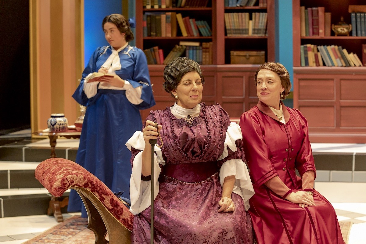 Cincinnati Shakespeare Company Revives Colorful and Witty