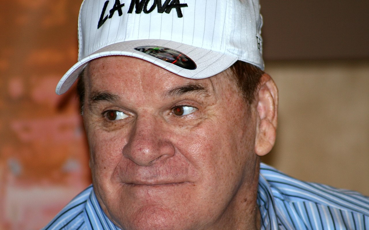 Pete Rose will make the first wager in the Hard Rock Sportsbook at 12:01 a.m. Jan. 1, 2023.