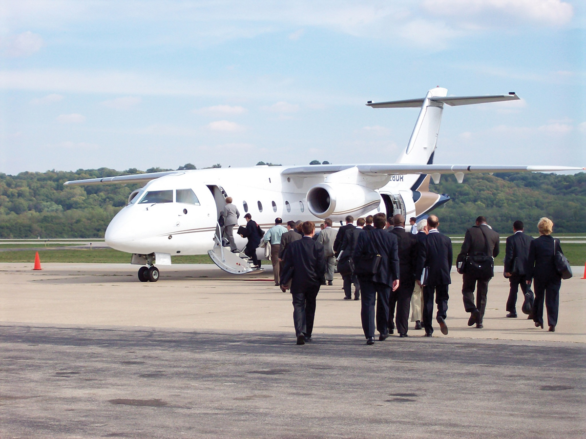 Lunken AirportBased Ultimate Air Shuttle Will Resume Flights Between